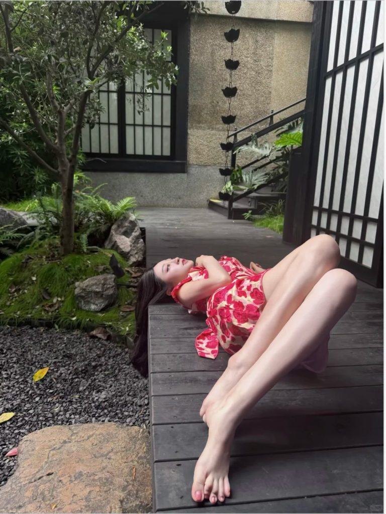 城市生活人物配图